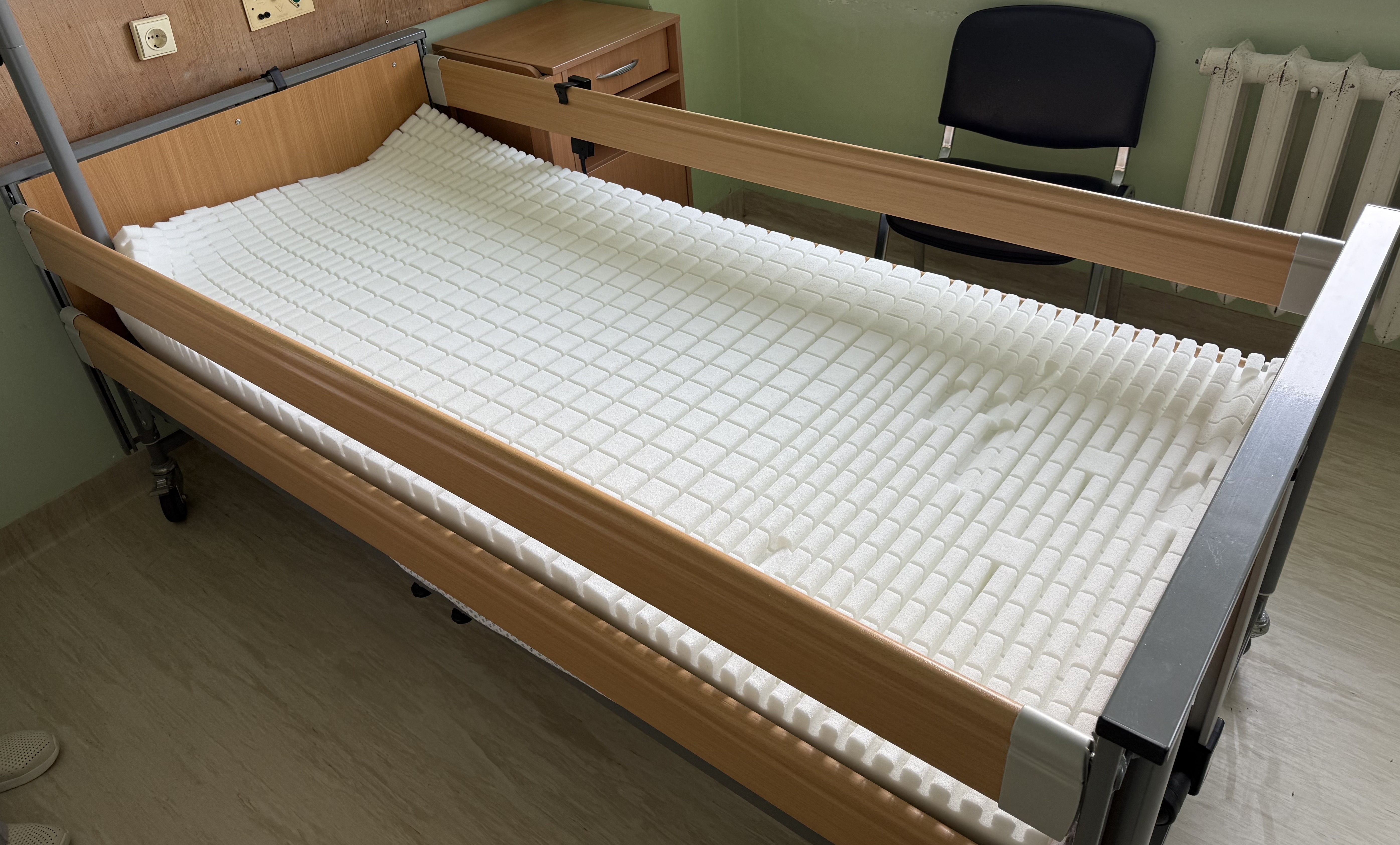 Palaikomojo gydymo ir slaugos skyriuje – nauji antipraguliniai čiužiniai pacientų saugumui ir komfortui